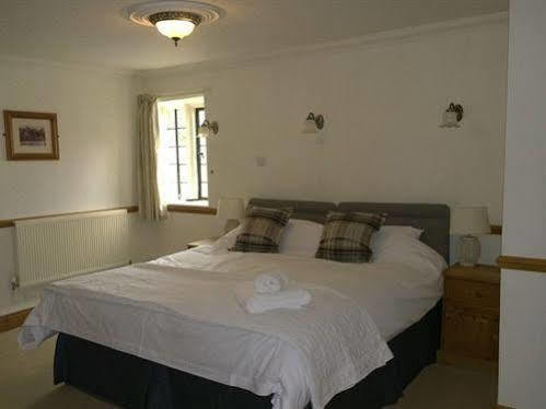The Helyar Arms Hotel Yeovil Exterior photo